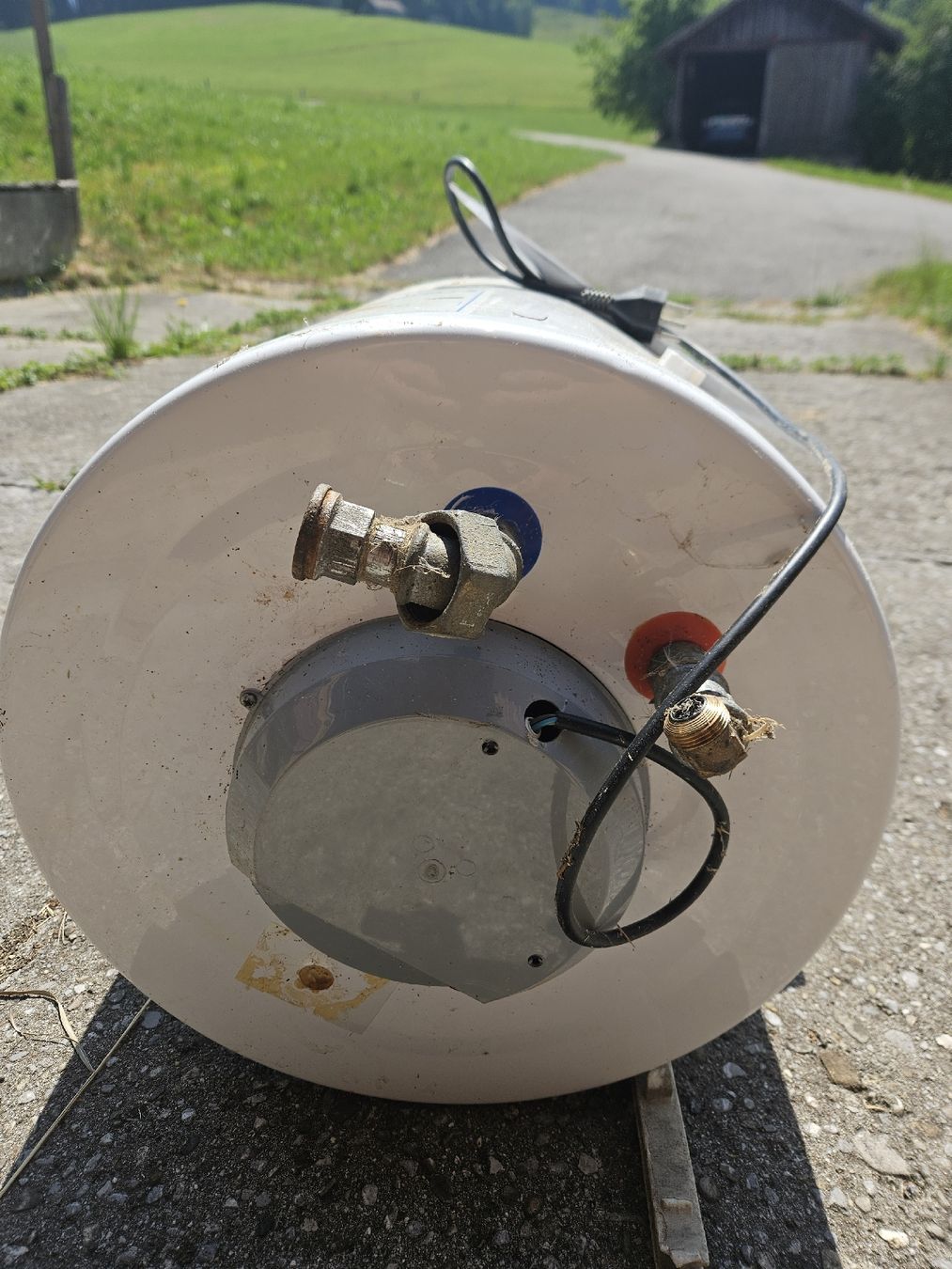 Installations sanitaires: Boiler,  Wasserwärmer – D'occasion à Haslen AI par joh.80 1