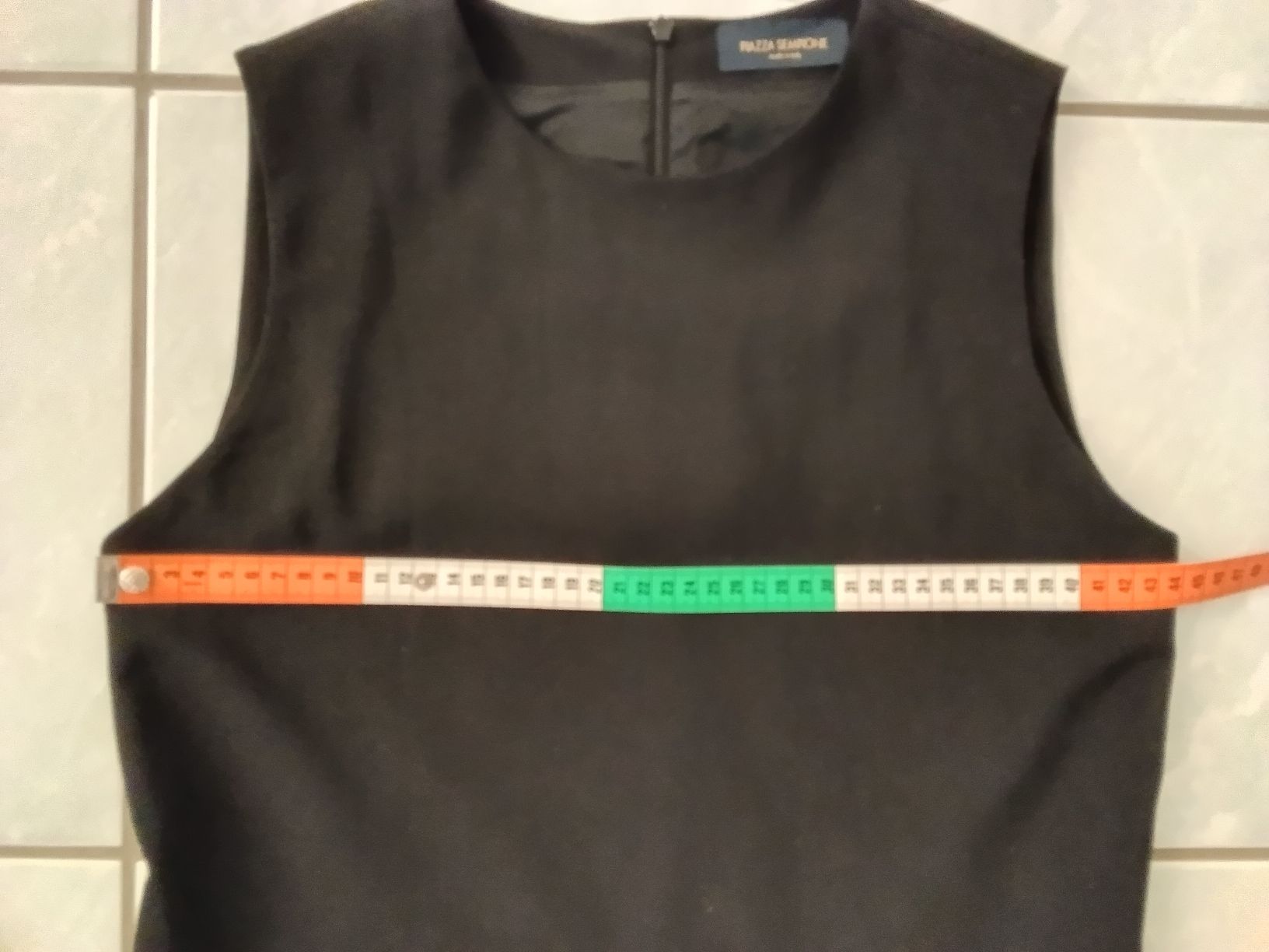 Vestiti: Robe, S, Piazza Sempione, noire, élégante et chic – Usato da Neuchâtel venduto da Virgule50 6