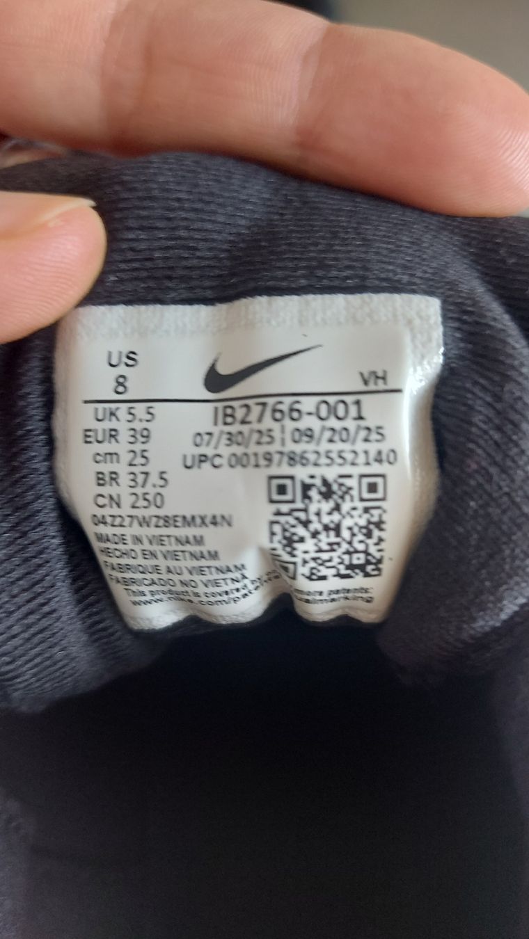 Nike Scarpe da donna: Nike Freizeitschuh – Nuovo (secondo la descrizione) da Schwarzenegg venduto da babale 1