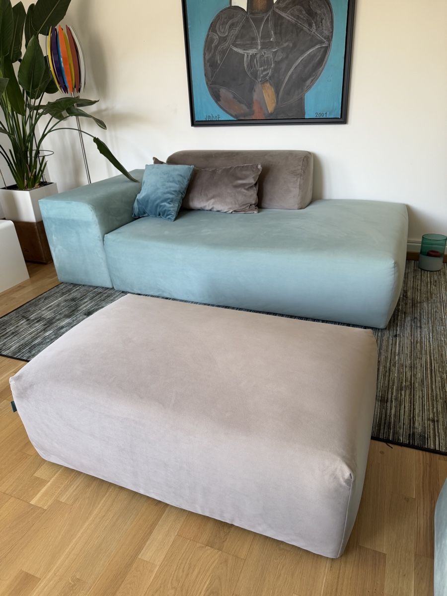 MYCS Divani: Light Blue PYLLOW Lounge Sofa inkl. Ottoman – Usato da Zürich venduto da shop_all 1