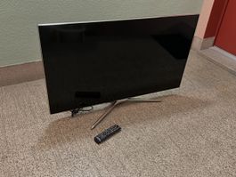 Samsung 40" Full-HD Smart TV (UE40F6500) mit Fernbedienung