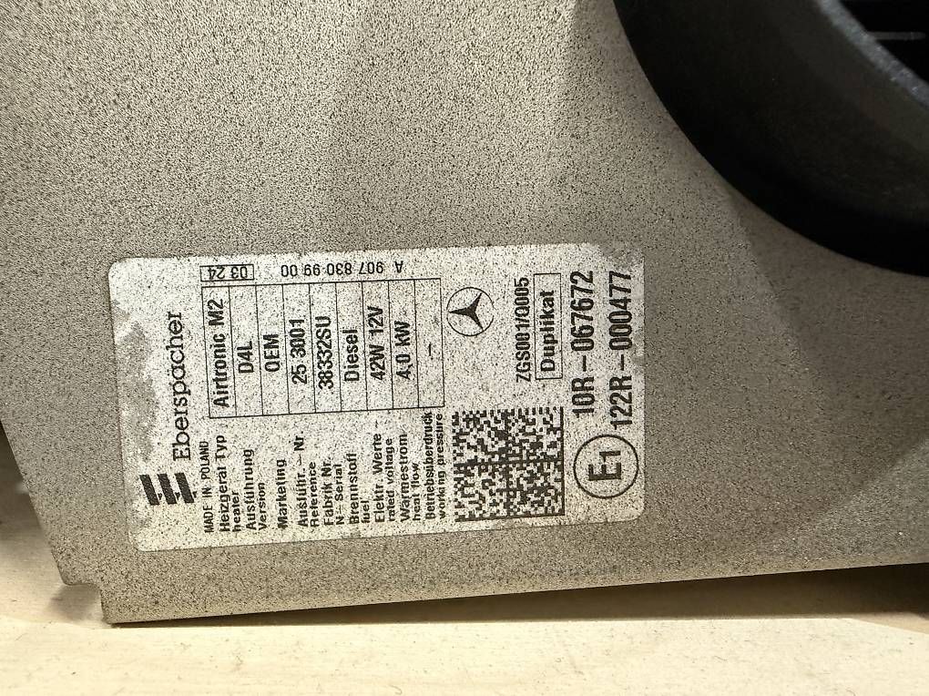 Tutti pezzi di ricambio auto: Eberspächer Airtronic M2 !!!NEU!!! – Usato da Abtwil SG venduto da CultVans 2