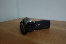 Sony Handycam HDR-CX240