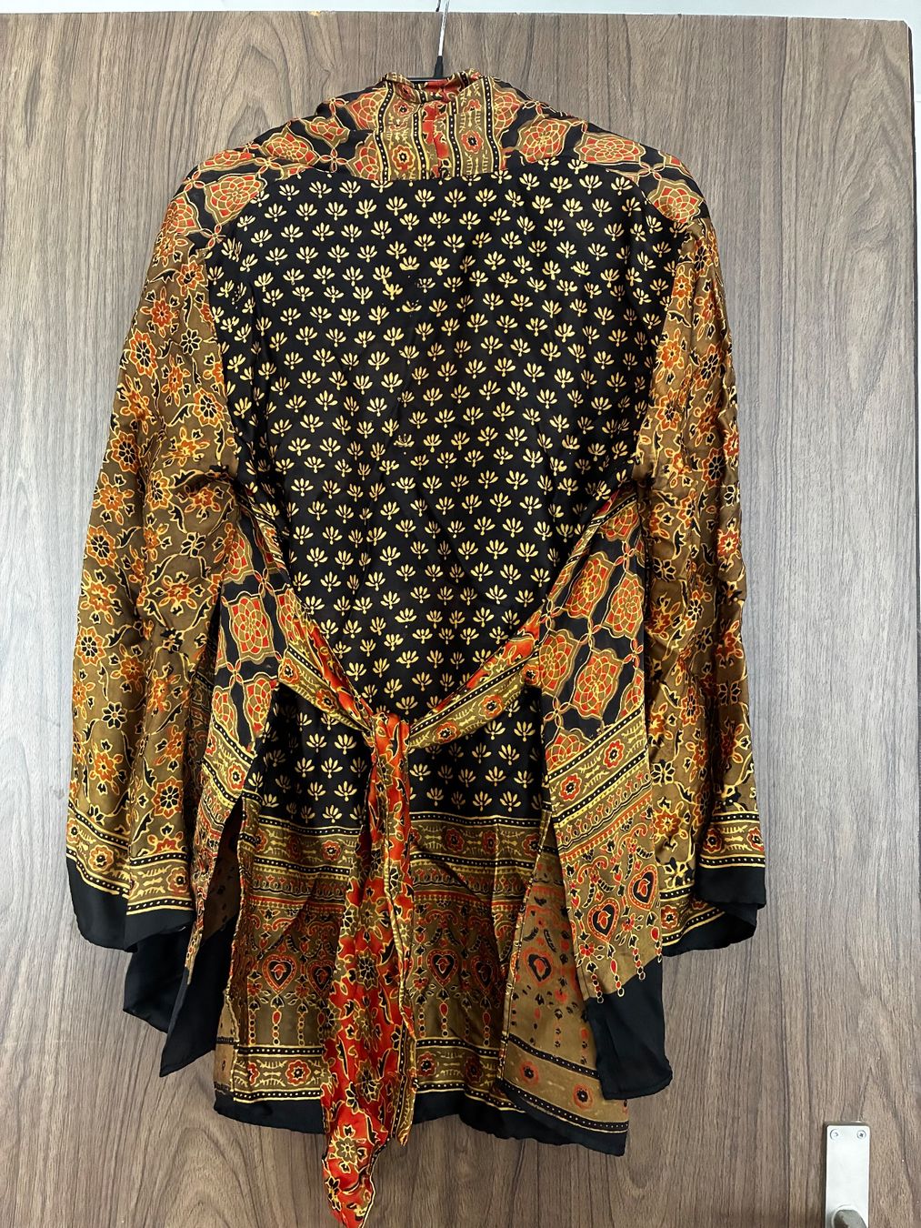 Kimono: Seiden-Kimono im Boho-Stil – Nuovo (secondo la descrizione) da Zürich venduto da kra_tl6w 1