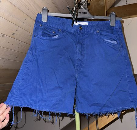 Shorts, EU 44, NEU!