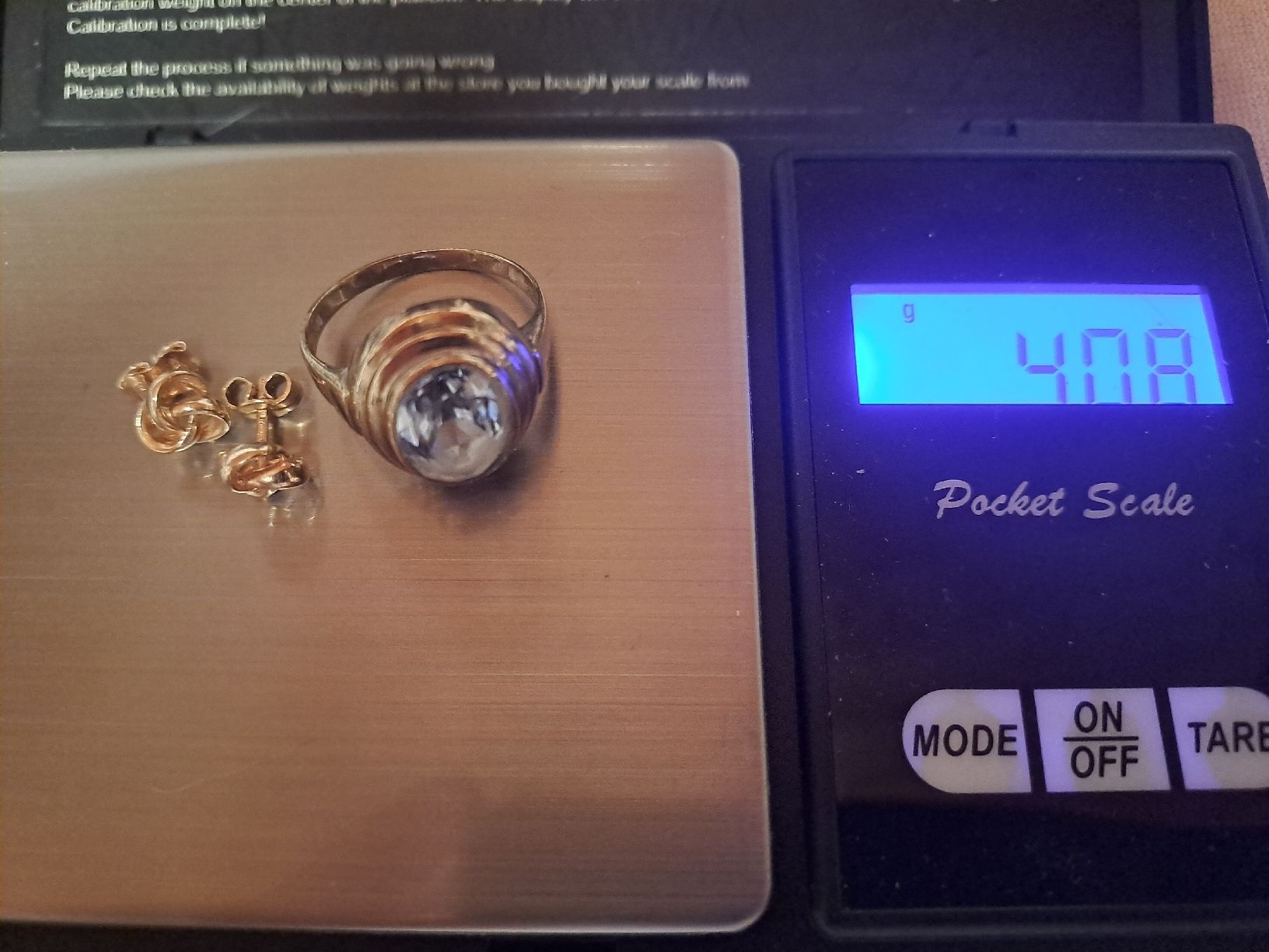Orecchini pendenti & Orecchini a lobo: 8Karat Ring und Ohrstecker – Usato da Matzingen venduto da Aurinko 2