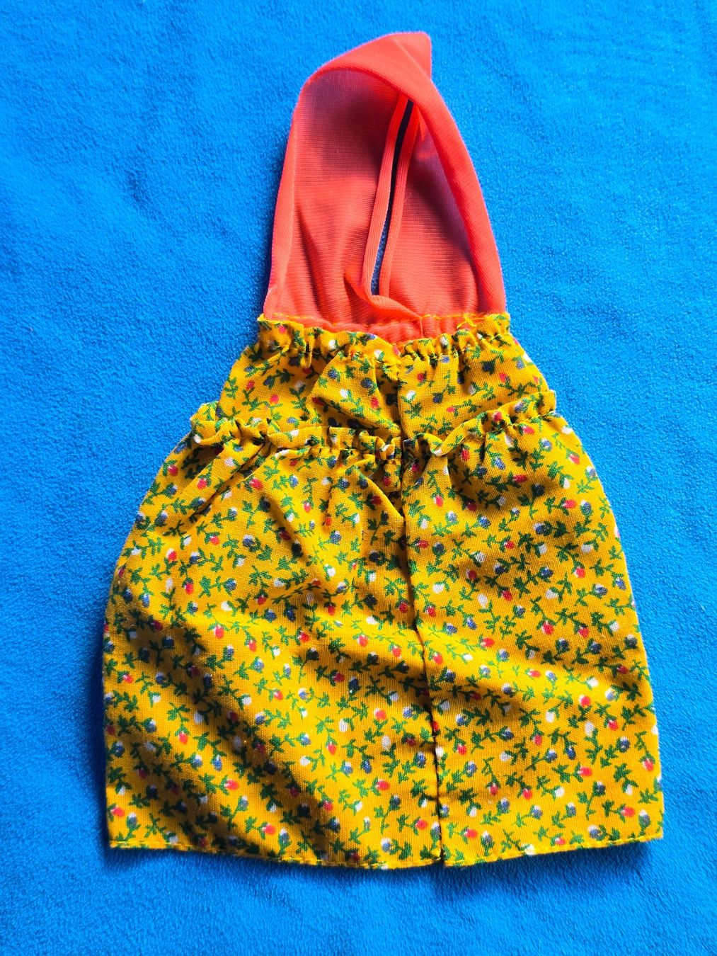 Bambole: Robe poupée vintage jaune fleuri orange – Usato da versoix venduto da moonkey02 1