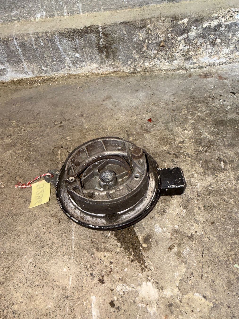 Fantic Mofa-Ersatzteile: Fantic Issimo Mofa Bremsankerplatte – Gebraucht aus Fahrni b. Thun von berger_tuning34 3