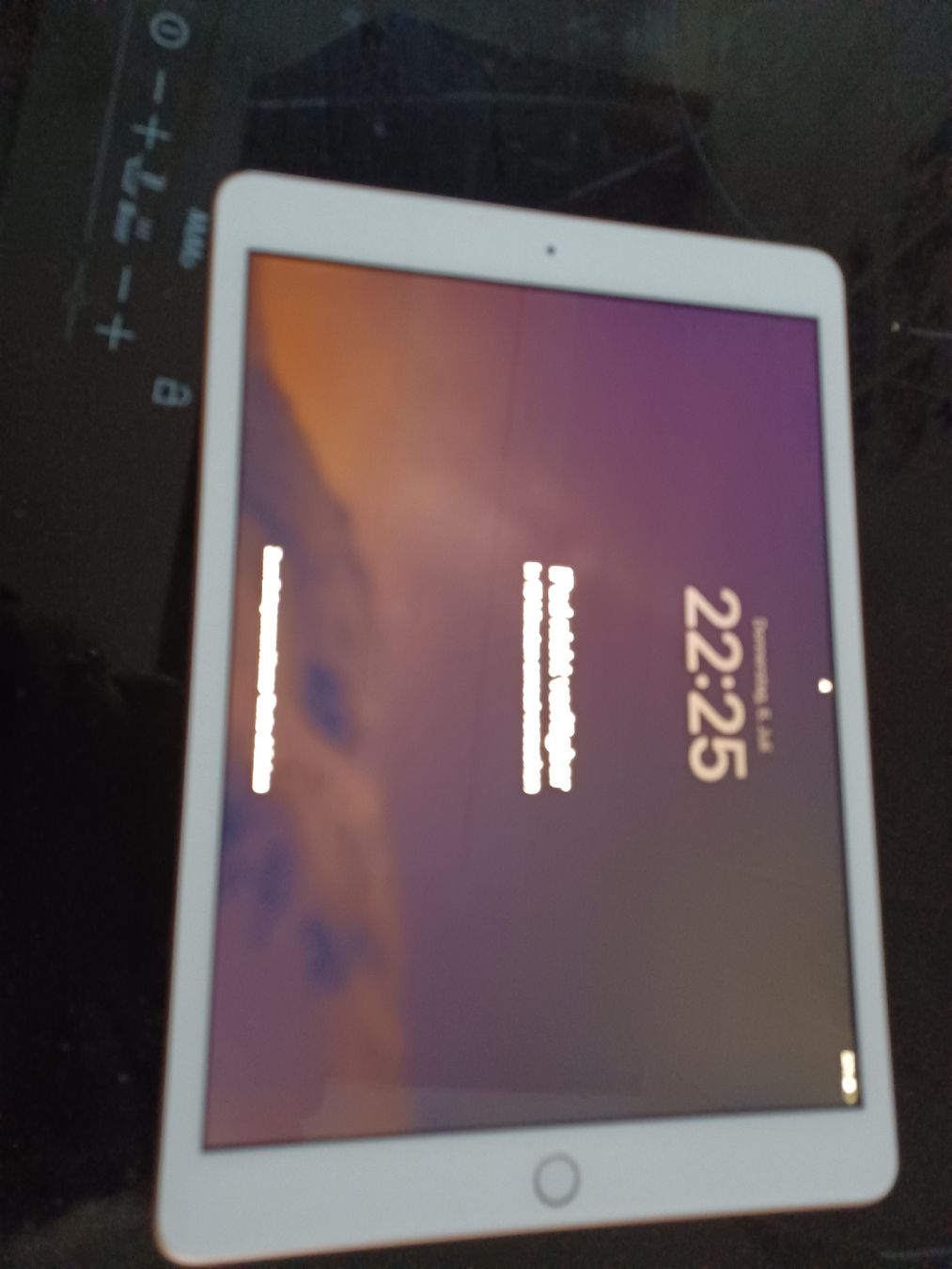 Apple Tablet PC: ipad 8 - icloud bloqué – Defekt aus Servion von josephine22 1