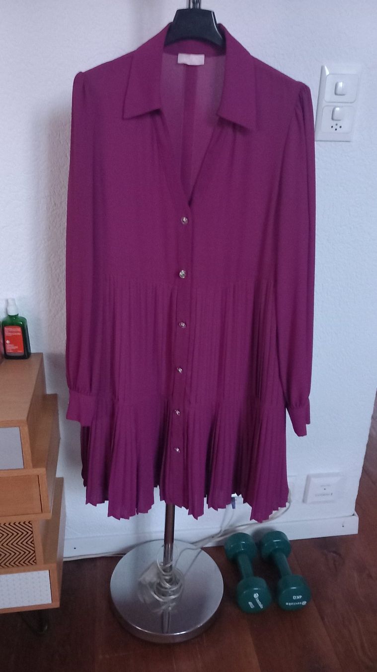 Liu Jo Vestiti: Superbe robe LIU JO neuve taille : 38 – Nuovo (secondo la descrizione) da Boudry venduto da Fionette