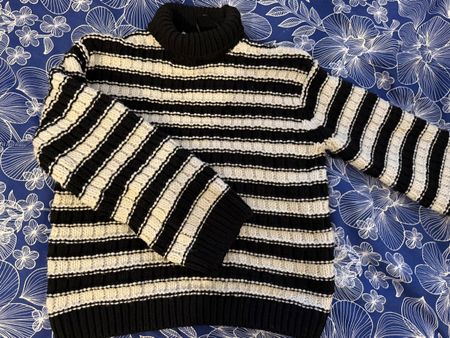 Gestreifter Strickpullover, Rollkragen, Grösse S, Neuwertig