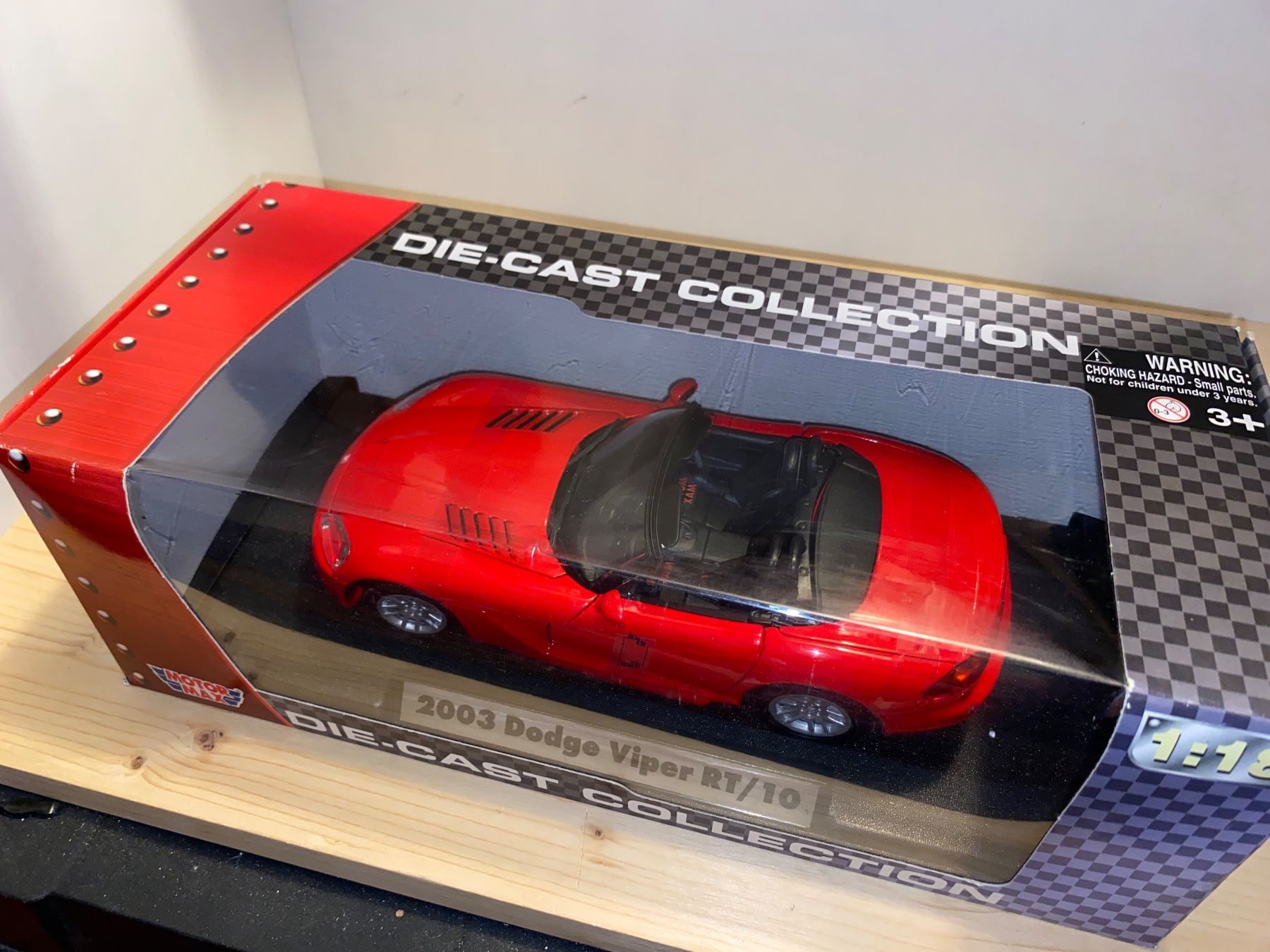 Dodge Modellini d'auto: 2003 Dodge Viper SRT/10 - 1/18 RARES Modell – Nuovo (secondo la descrizione) da Wohlen AG venduto da PrivatSammlung 2
