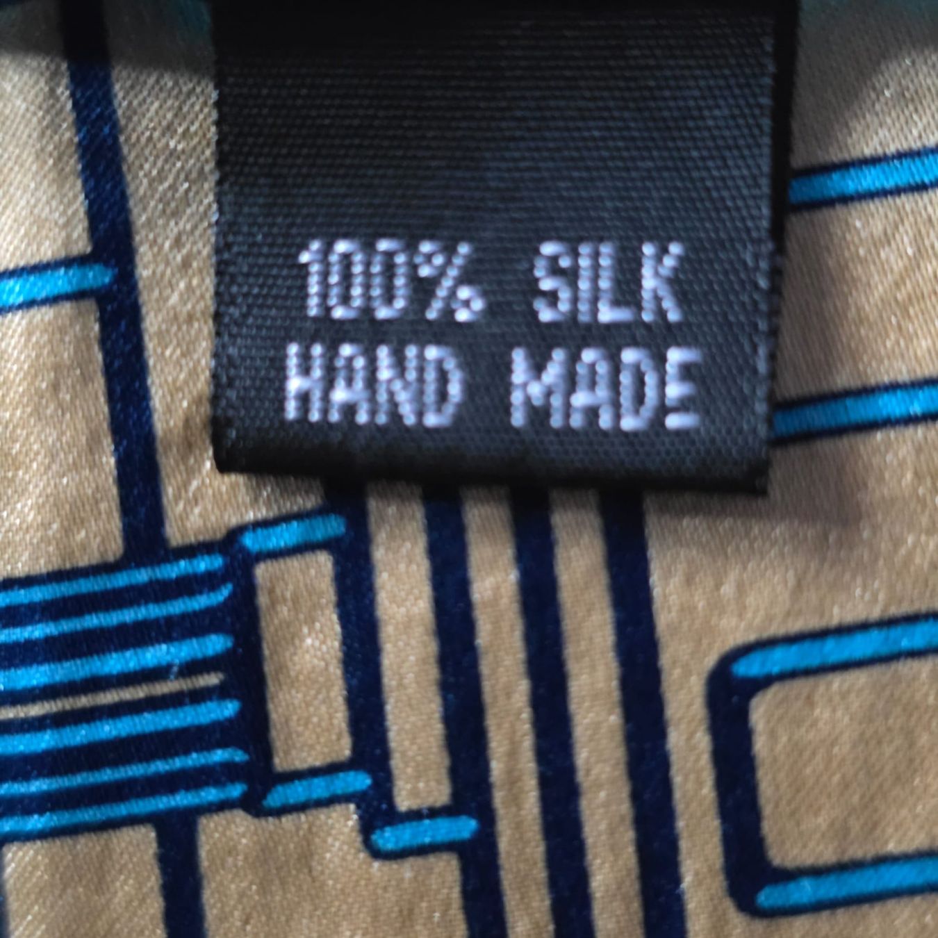 Foulards & écharpes: Seidenschal, 100% Seide, Handmade – Neuf (Voir description) à Rheinsulz par Gilea 2
