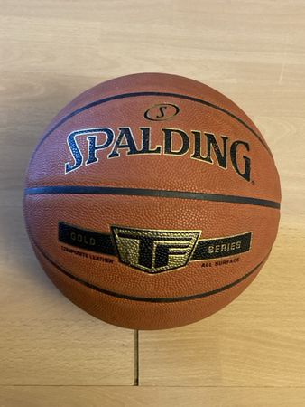 Spalding Basketball, Grösse 6, wenig gebraucht, Top Zustand!