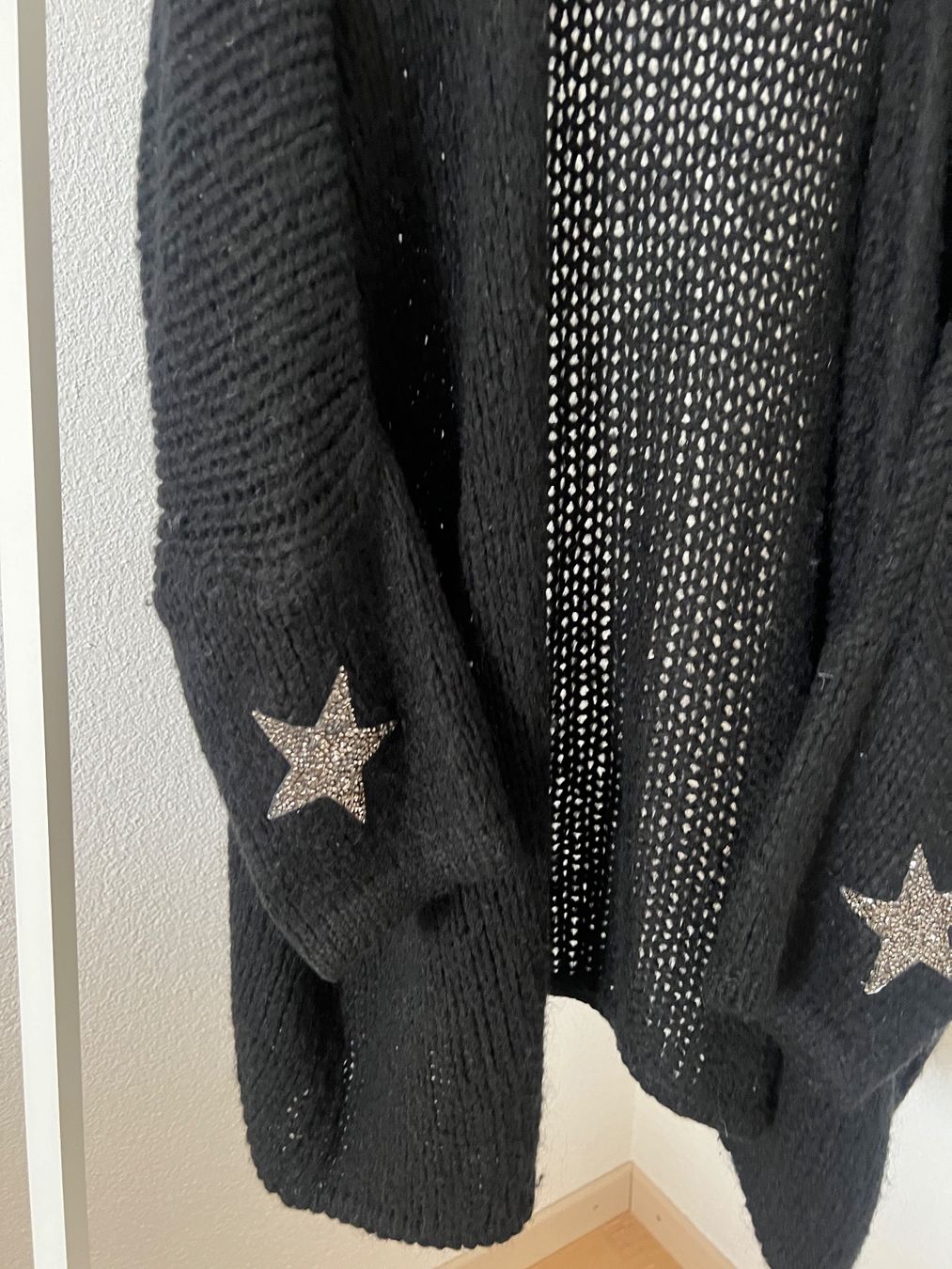 Jacken: Oversize Strickjacke One-Size, schwarz, Boho-Style – Gebraucht aus Zürich von methee1107 1