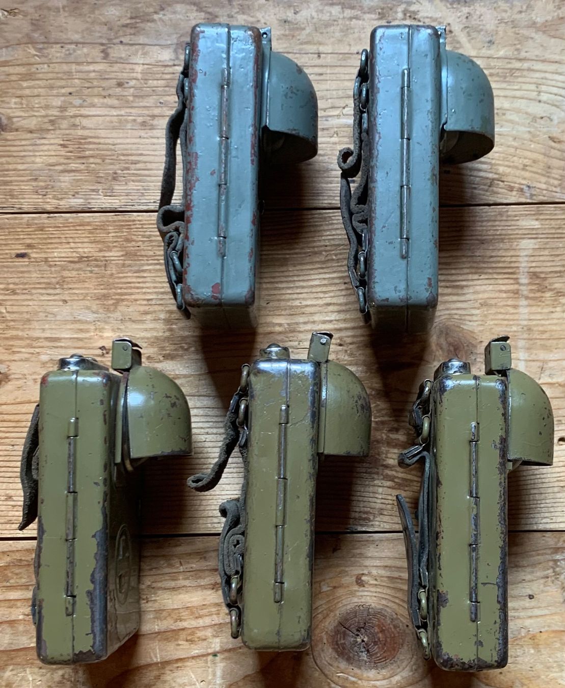 Schweizer Armee Lampade: 5 Taschenlampen der CH Armee – Usato da Goldingen venduto da Bergler012 3