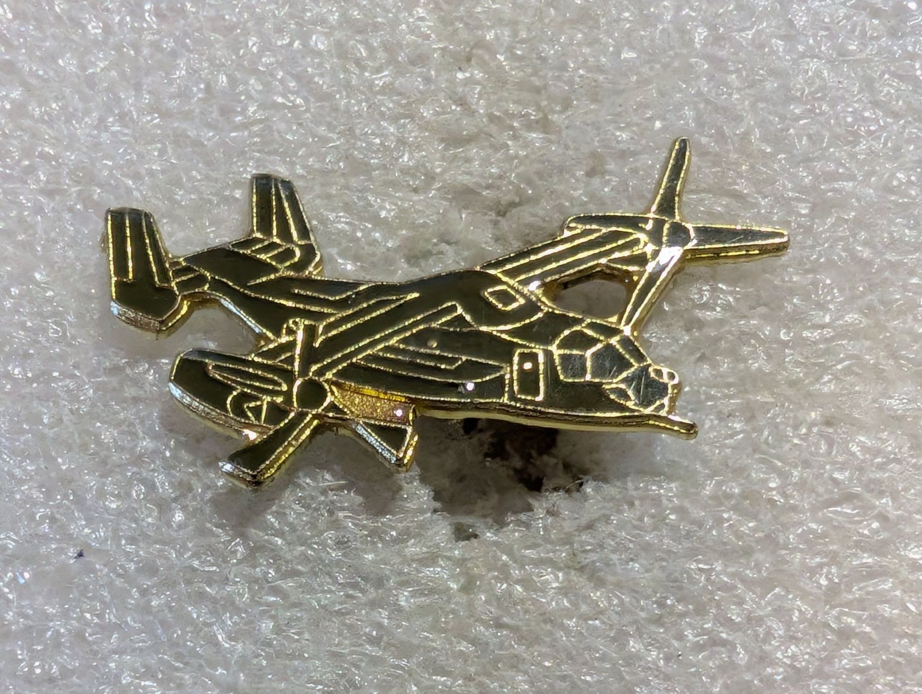 Placchette & Badge: Ansteckpin 135: Flugzeug – Usato da Oppligen venduto da Pin-Fall-Shop