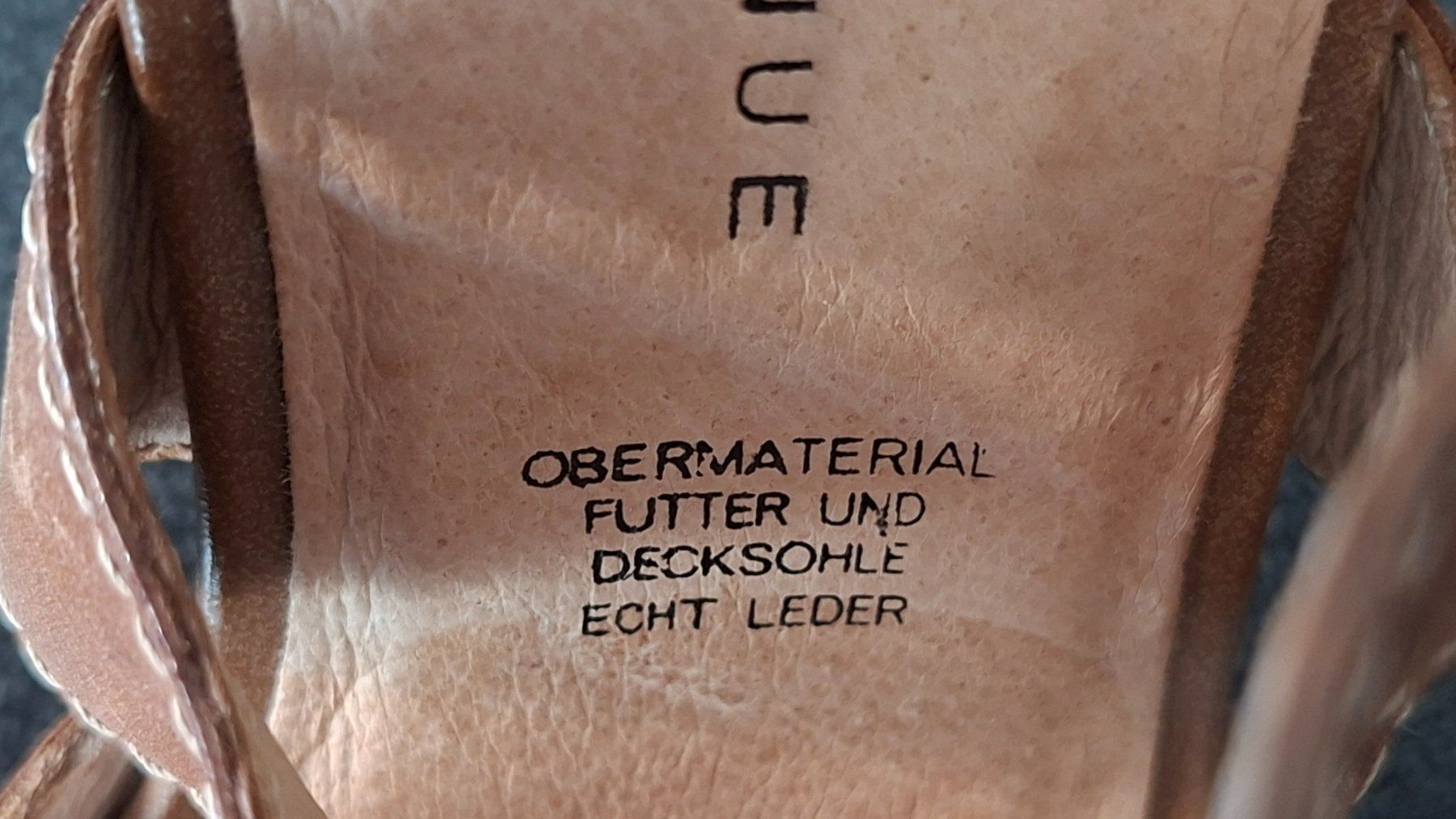 Scarpe da donna: Sandalen mit Absatz Leder Cognacfarben Gr.35 – Usato da Gattikon venduto da jeansgli 5