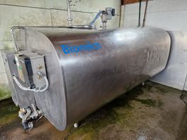 Milchkühltank 3200 lt liegend mit Reinigungseinrichtung