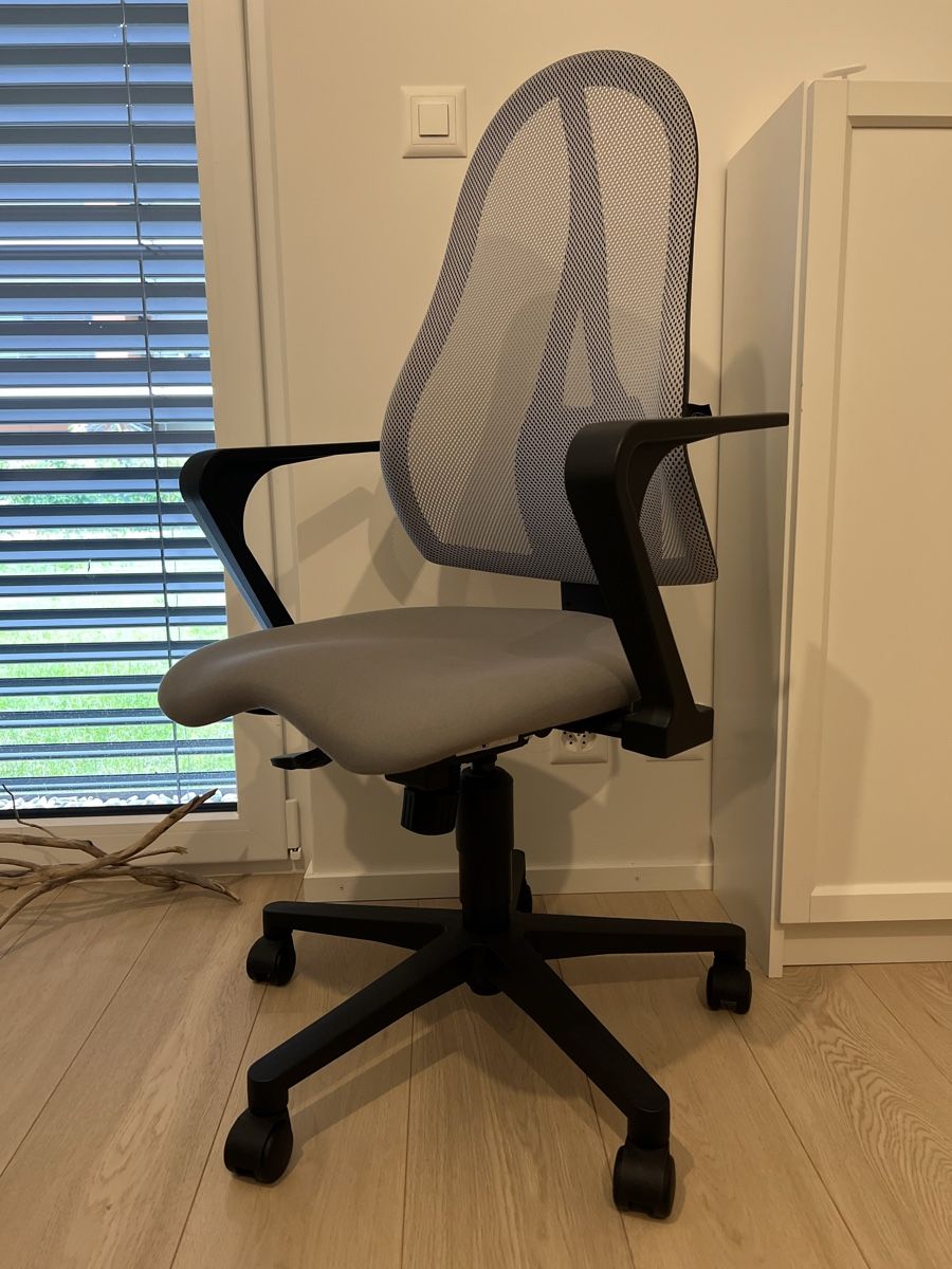 Sedie: Office chair – Nuovo (secondo la descrizione) da Corsier GE venduto da Karol_save_planet