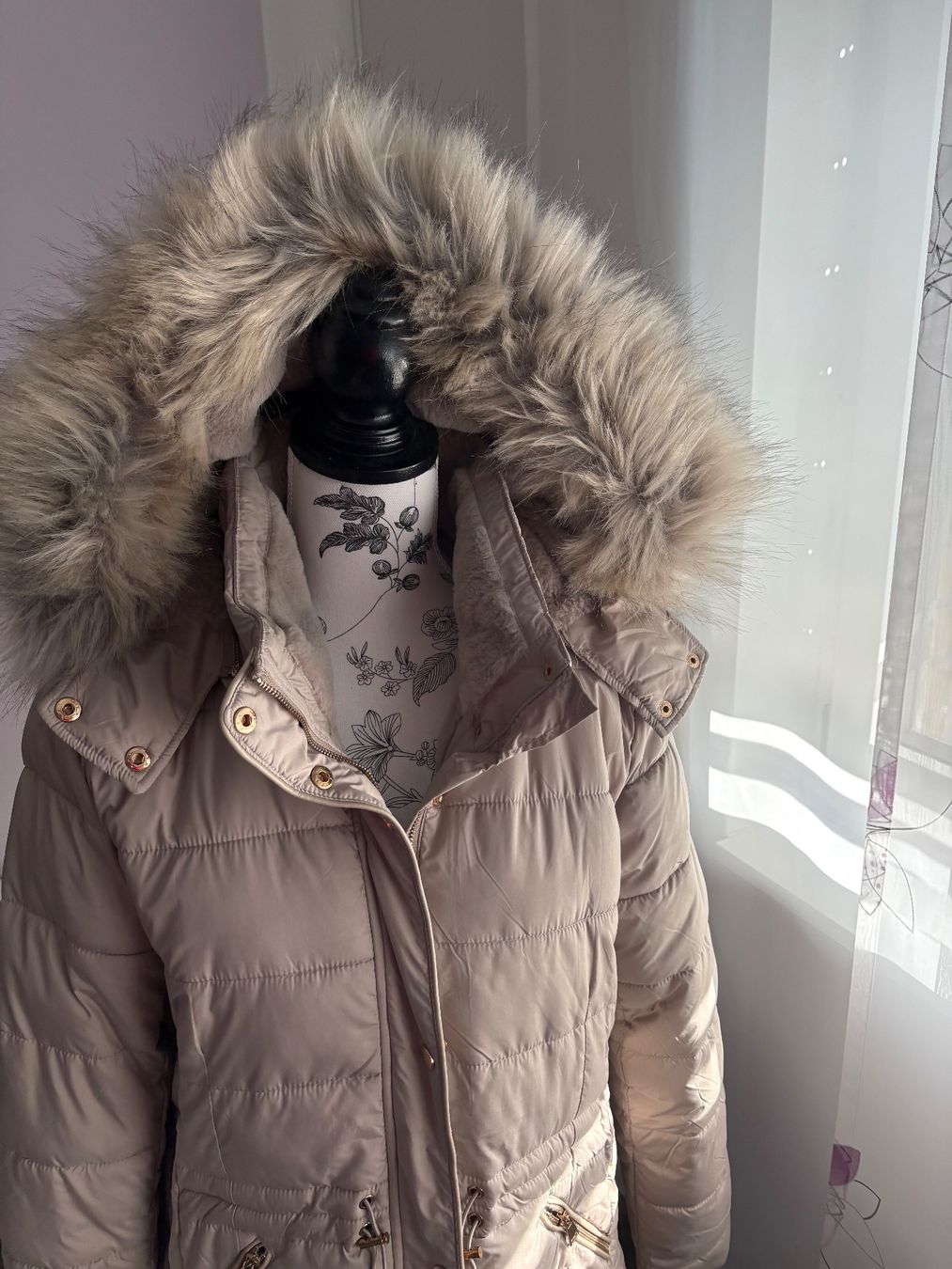 Jacken: Winterjacke Gr. L Chicorée NEU – Neu (gemäss Beschreibung) aus Bergdietikon von Utiger55 2