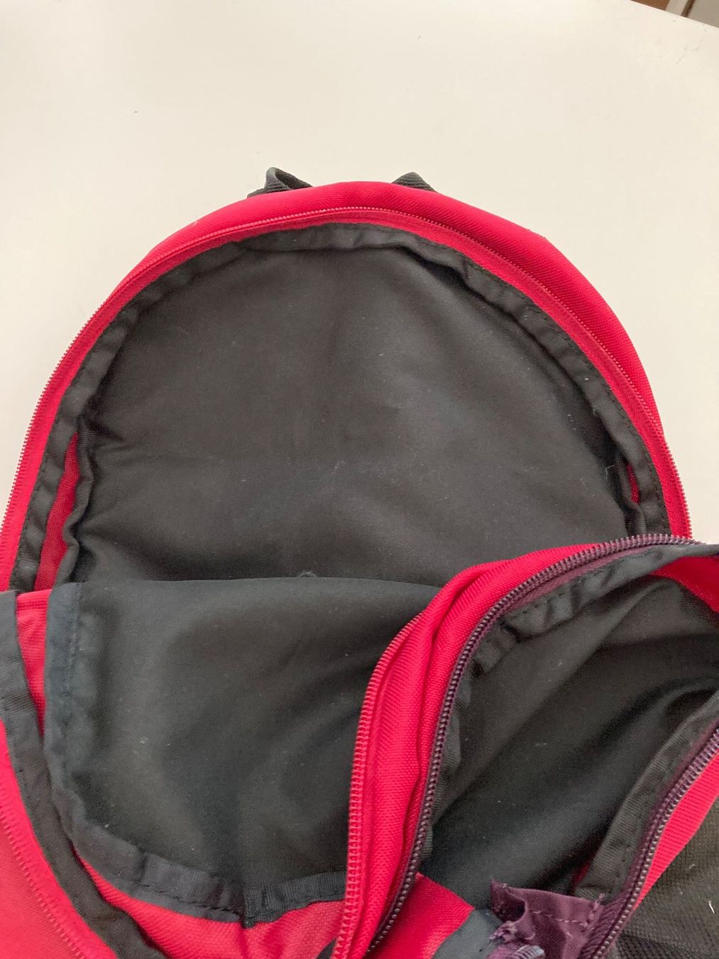 Puma Borse & Zaini: Puma Rucksack rot schwarz gebraucht – Usato da Buttisholz venduto da Bellabusi 2