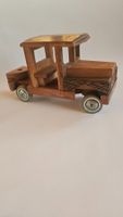 Holzauto