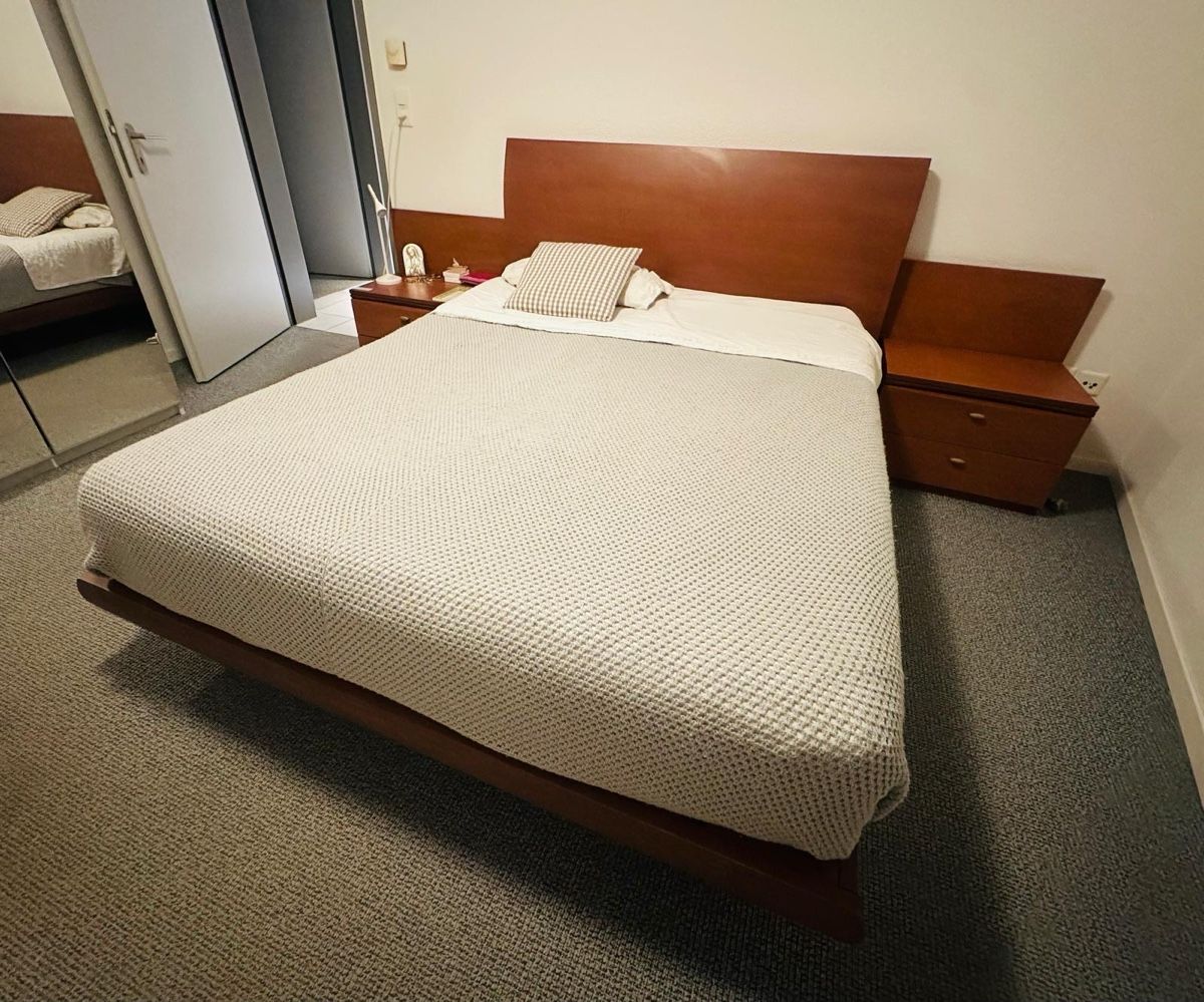 Letti: Wooden Double Bed Frame & Nightstands Set - Cozy Sleep – Usato da Thalwil venduto da pma_s7gz