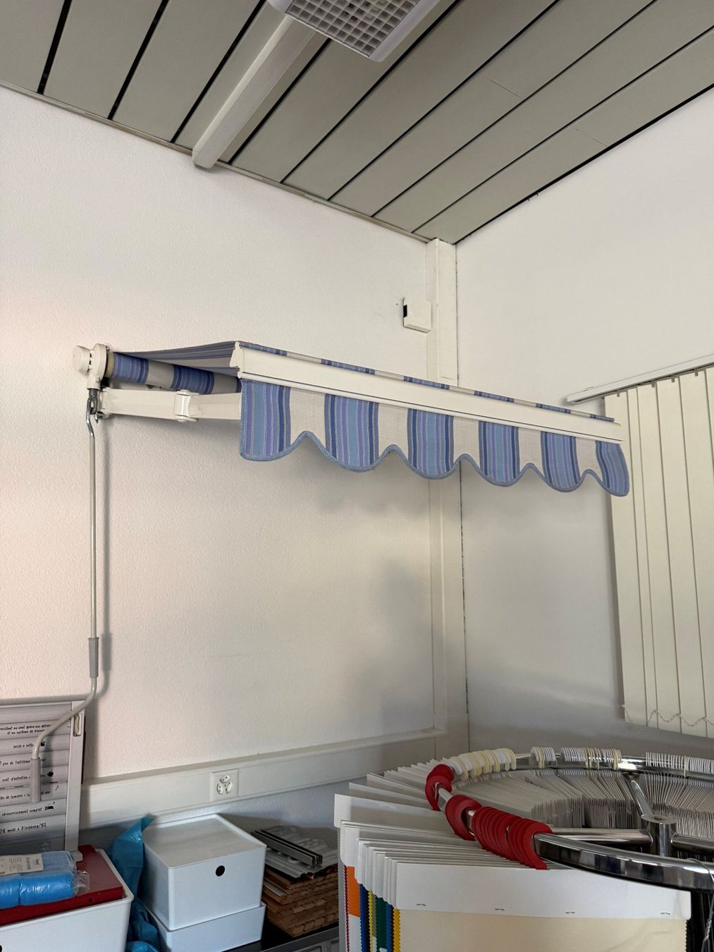 Stobag Tende da sole: Sonnenstore Markise – Usato da Bern venduto da inf_86pc