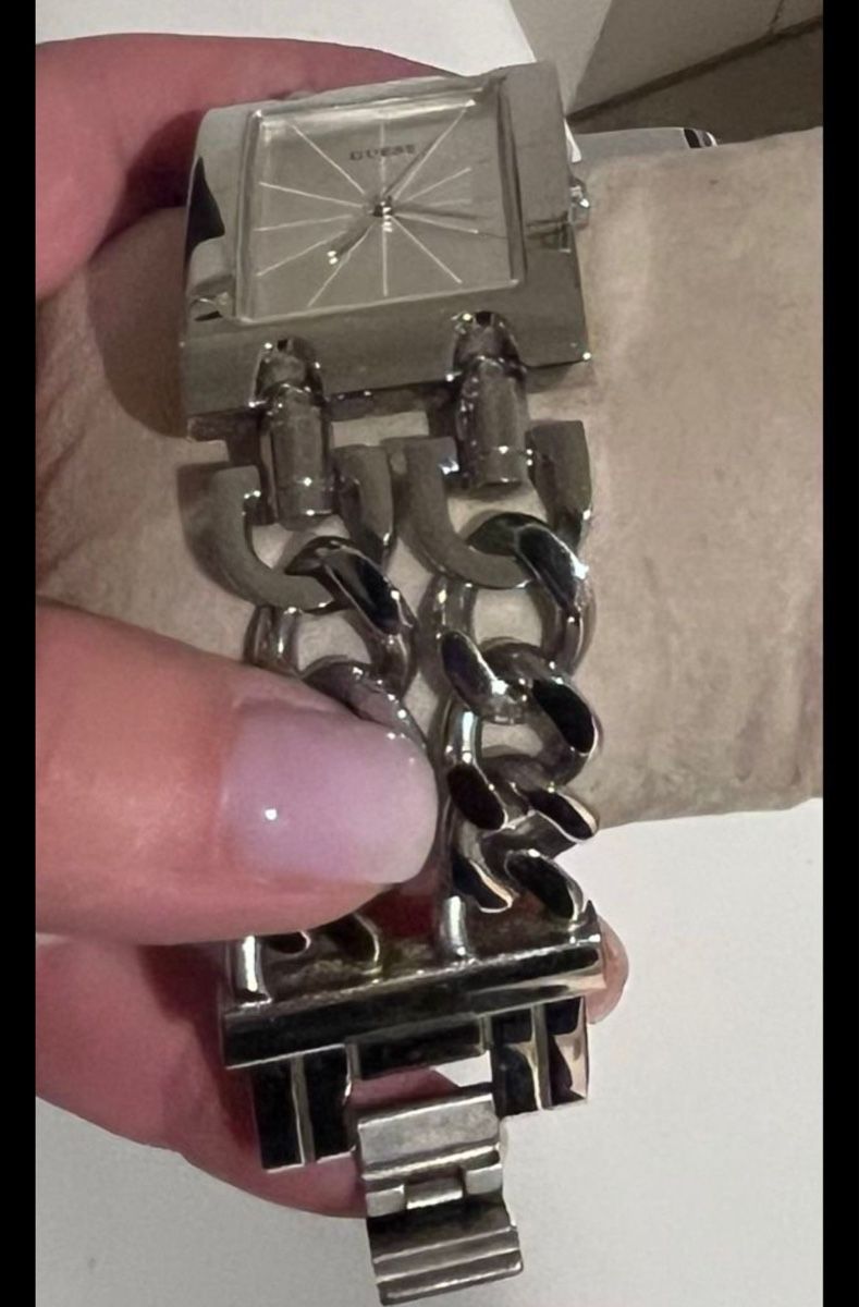 Guess Uhren: Guess Uhr – Gebraucht aus Büttikon AG von labi2005 1