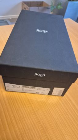 Chaussures Hugo Boss, taille 9 (43): PN: CHF 179.00