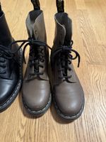 DocMartens olivgrün Gr. 38