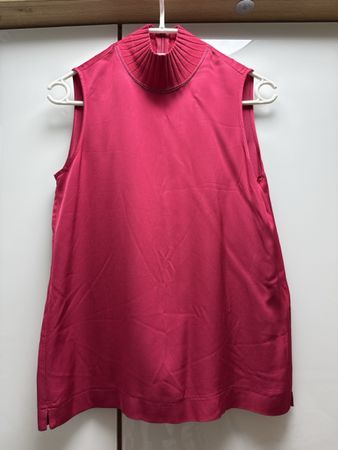 Pinkes Top mit Rollkragen, ideal für den Sommer, S