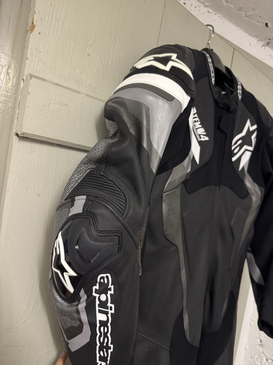 Alpinestars Protezioni & Imbottiture: Lederkombi Alpinestars Atem V4 – Usato da Liebefeld venduto da jan_lg92 4