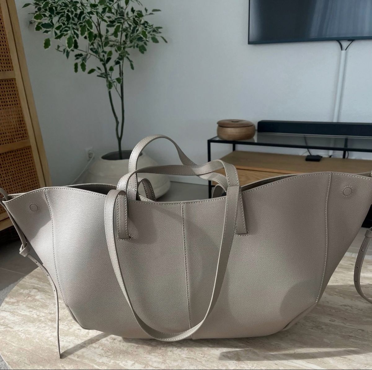 Polène Taschen für Damen: Sac Polene Cyme grand modèle – Gebraucht aus Lausanne von Meganelausanne 1