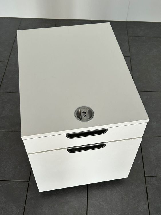Ikea Banconi: Rollcontainer mit 5 Rollen und Zahlenschloss – Usato da Egnach venduto da ASTROFRITZ 2