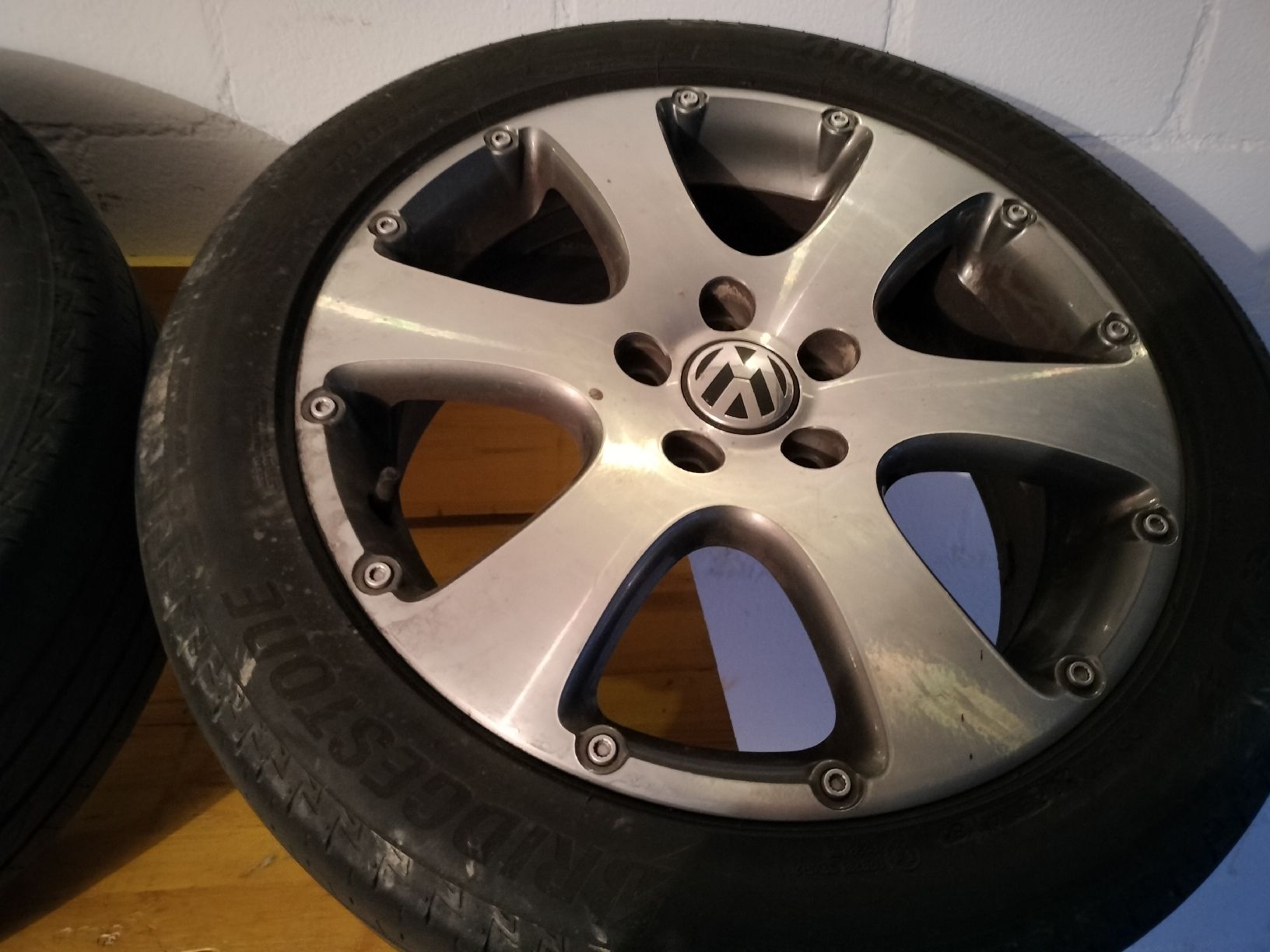 Pneumatici & Ruote complete: VW Turan Räder – Usato da Sempach venduto da Klara9 4