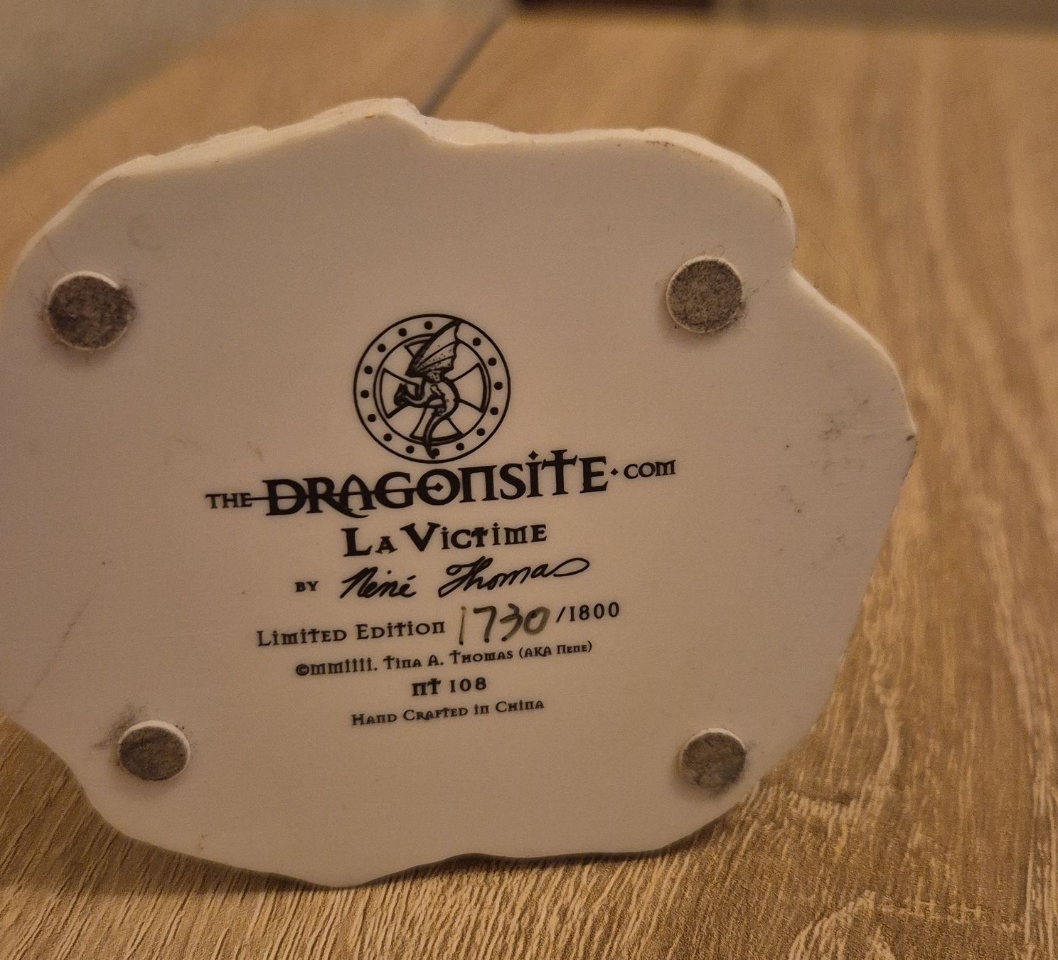 Statuette: Dragonsite La Victime – Usato da Genève venduto da Bayoushi