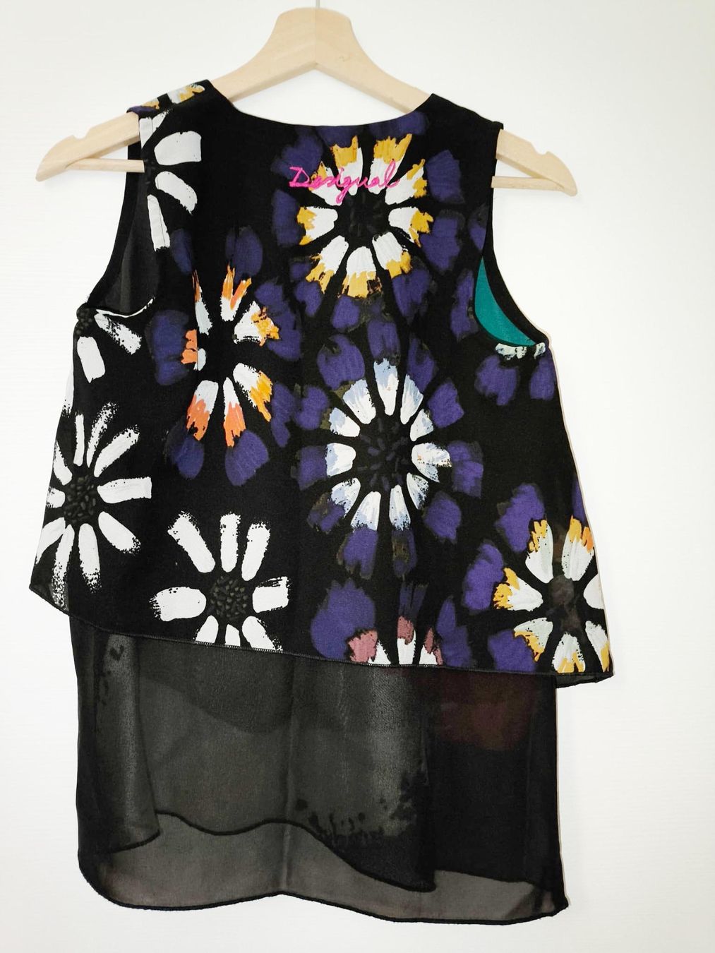 Desigual Top: Top Desigual donna  – Nuovo (secondo la descrizione) da Pregassona venduto da tec_gdd7