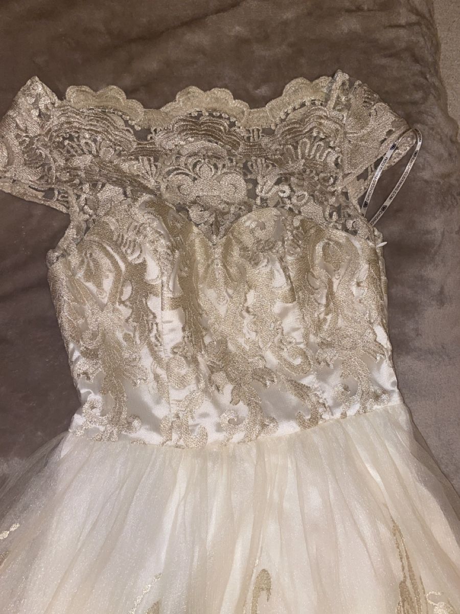 Kleider: Elegantes Spitzenkleid Gr. 36/38, cremefarben – Gebraucht aus Neuhausen von humacagman 1