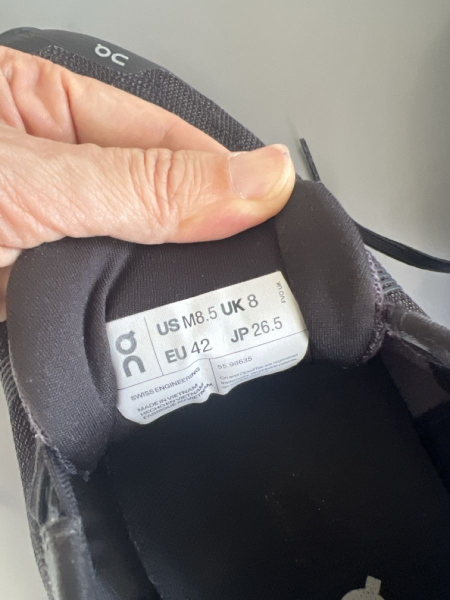 On Scarpe da uomo: On Running Cloudgo Shoes EU 42 M L K8 – Usato da Bremgarten b. Bern venduto da chouyanyan 3