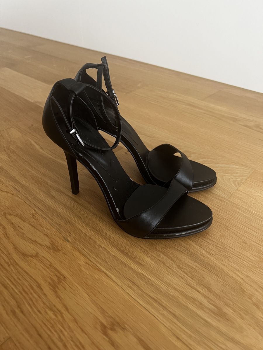 Zara Scarpe da donna: Zara Lederheels – Usato da Ebikon venduto da her_82yr