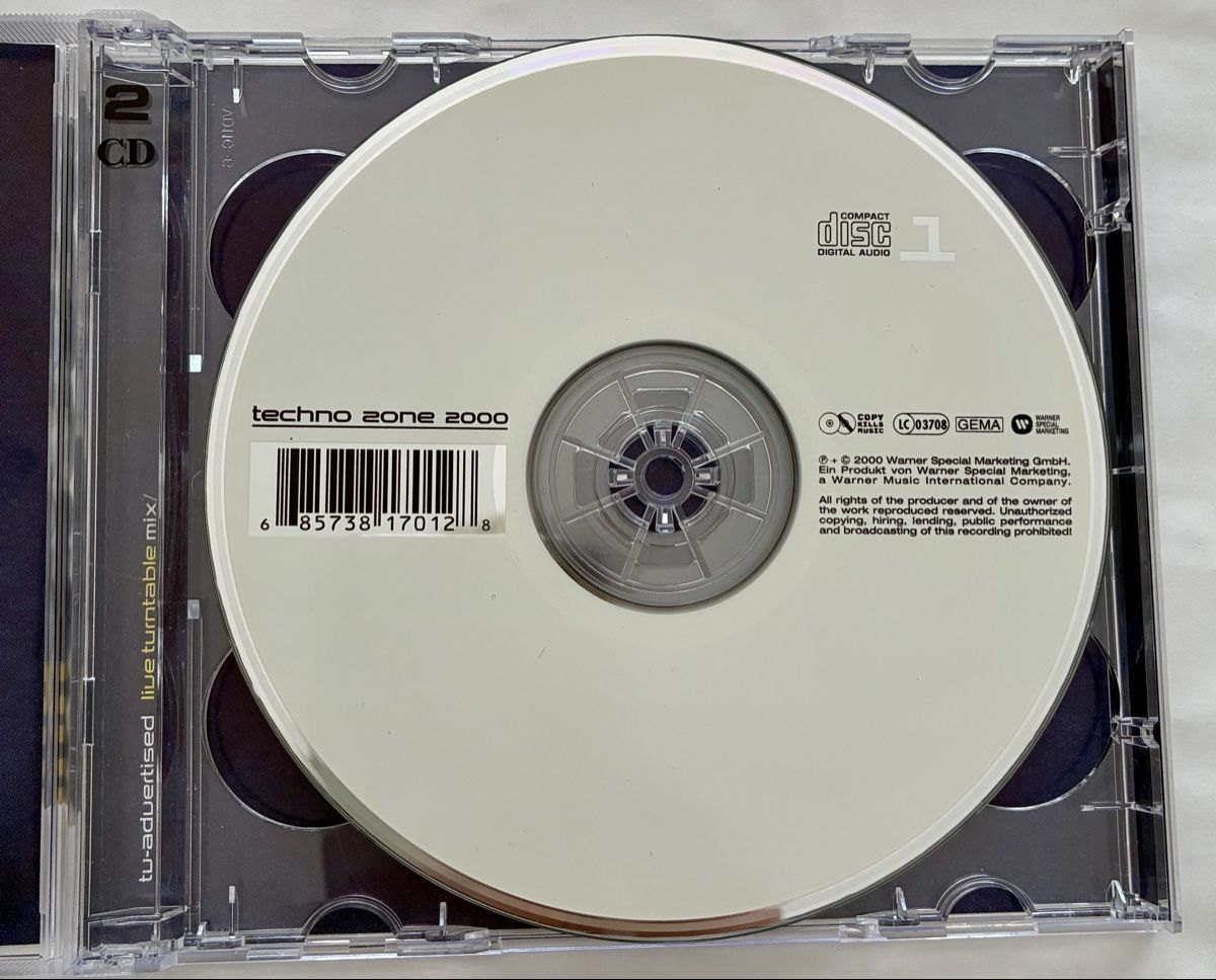 CDs: TECHNO ZONE 2000 – Gebraucht aus Sarnen von m-basic 2