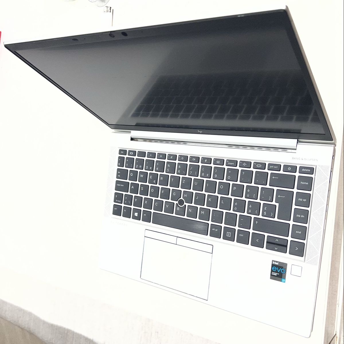 Hewlett Packard Notebook: HP EliteBook 840 G8 – Nuovo (secondo la descrizione) da Reinach AG venduto da Noar.K