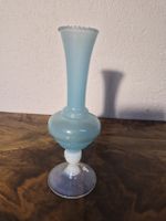Seltene Jugendstil Vase Opalinglas hellblau
