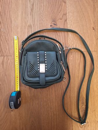 Grüne Umhängetasche - mini Rucksack