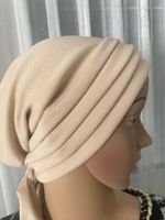 perfekter Auftritt mit diesem edlen Beanie/Mütze, beige