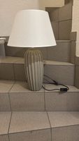 Tischlampe Keramik grau mit Stoffschirm gute Erhaltung