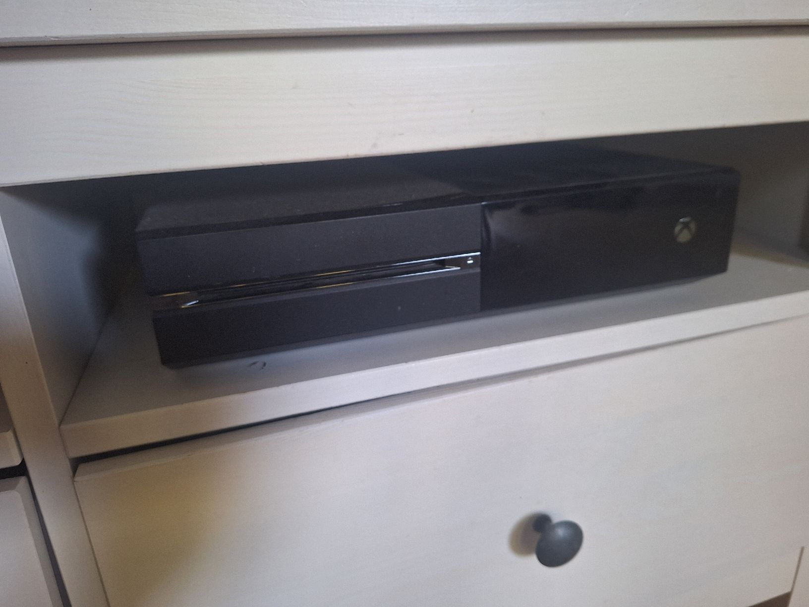 Microsoft Consoles: Xbox One 4 Spiele und Controller – D'occasion à Messen par ShputNikk