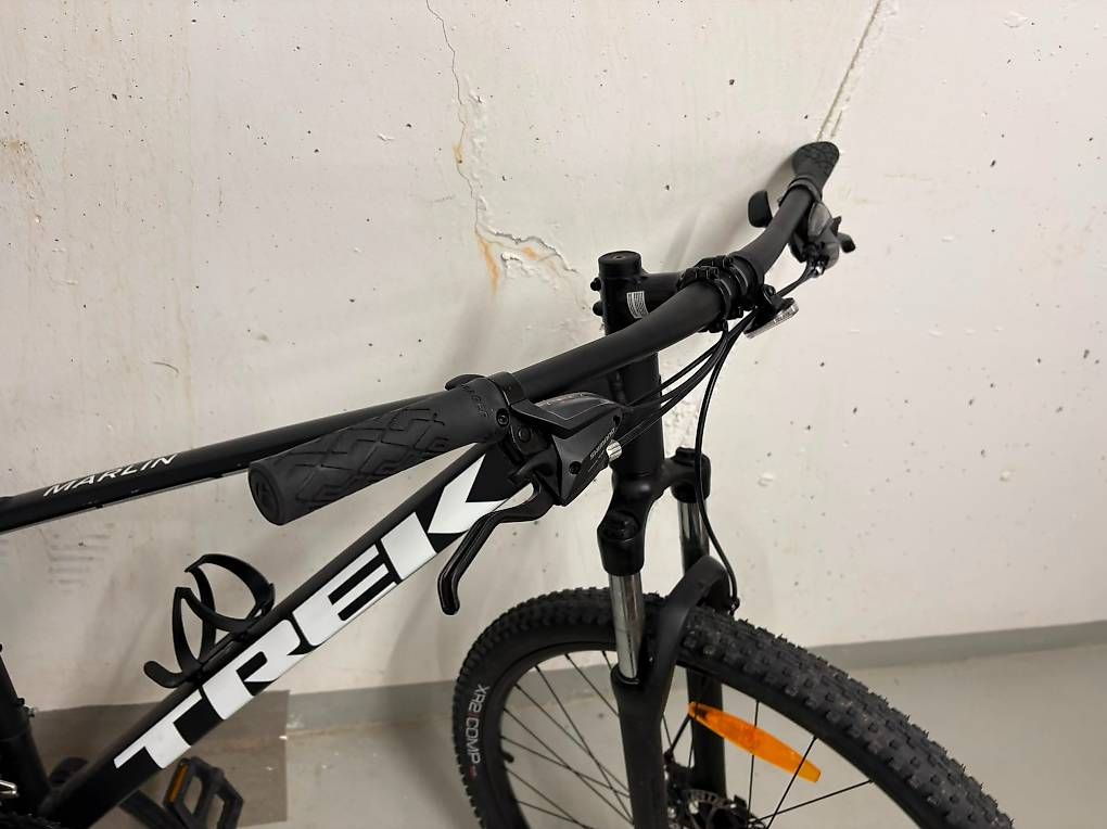 Vélos: VTT TREK MARLIN 4 Noir Taille L – D'occasion à Vich par NatachaCK 2